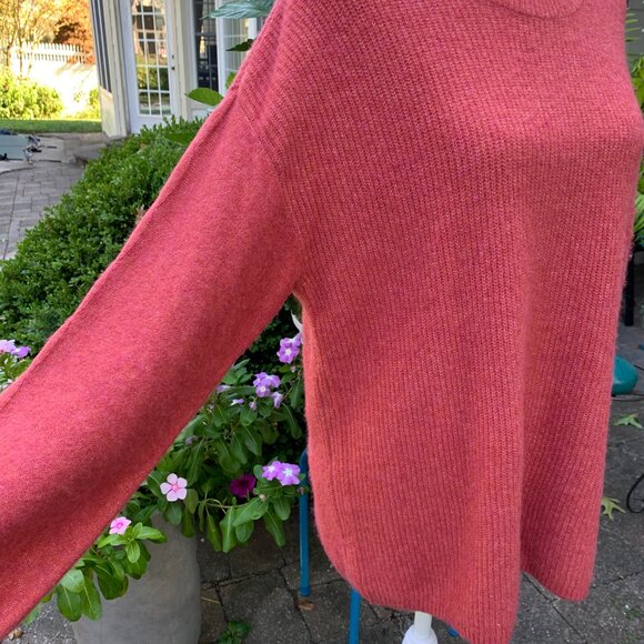 LOFT Knitted Sweater - Picture 6 of 14